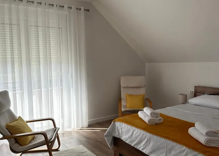 Airport Apartments Mm